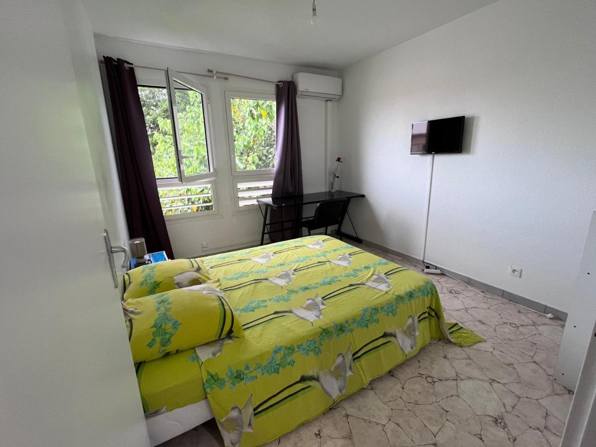 Chambre Chez L'Habitant A 5Mn De L'Aeroport 레자빔 외부 사진