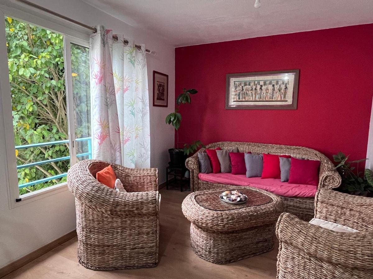Chambre Chez L'Habitant A 5Mn De L'Aeroport 레자빔 외부 사진